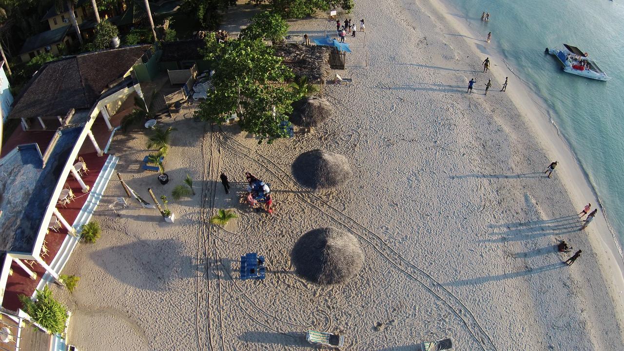 Beachcomber Club