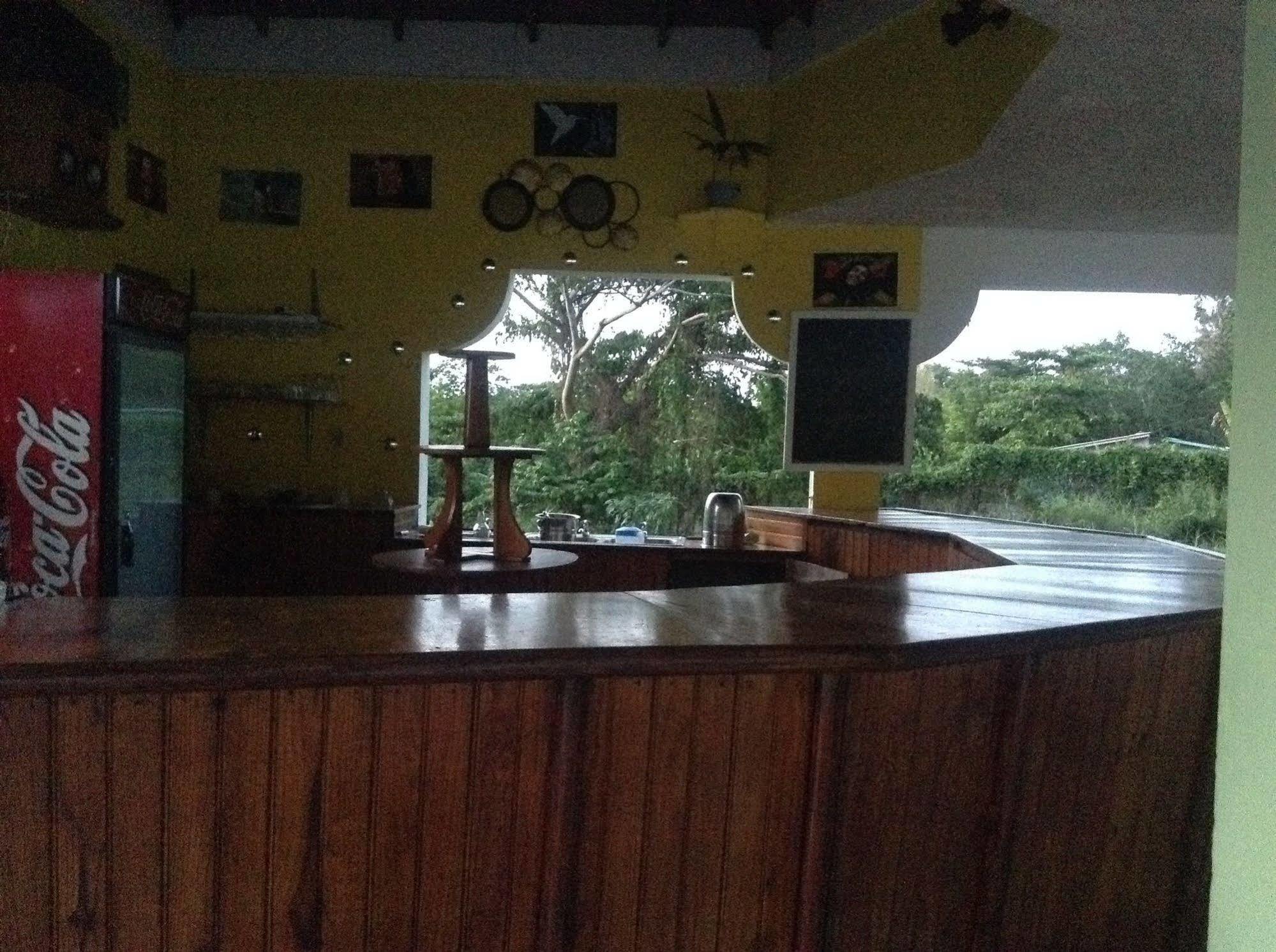 The Royal Hummingbird Hotel Negril