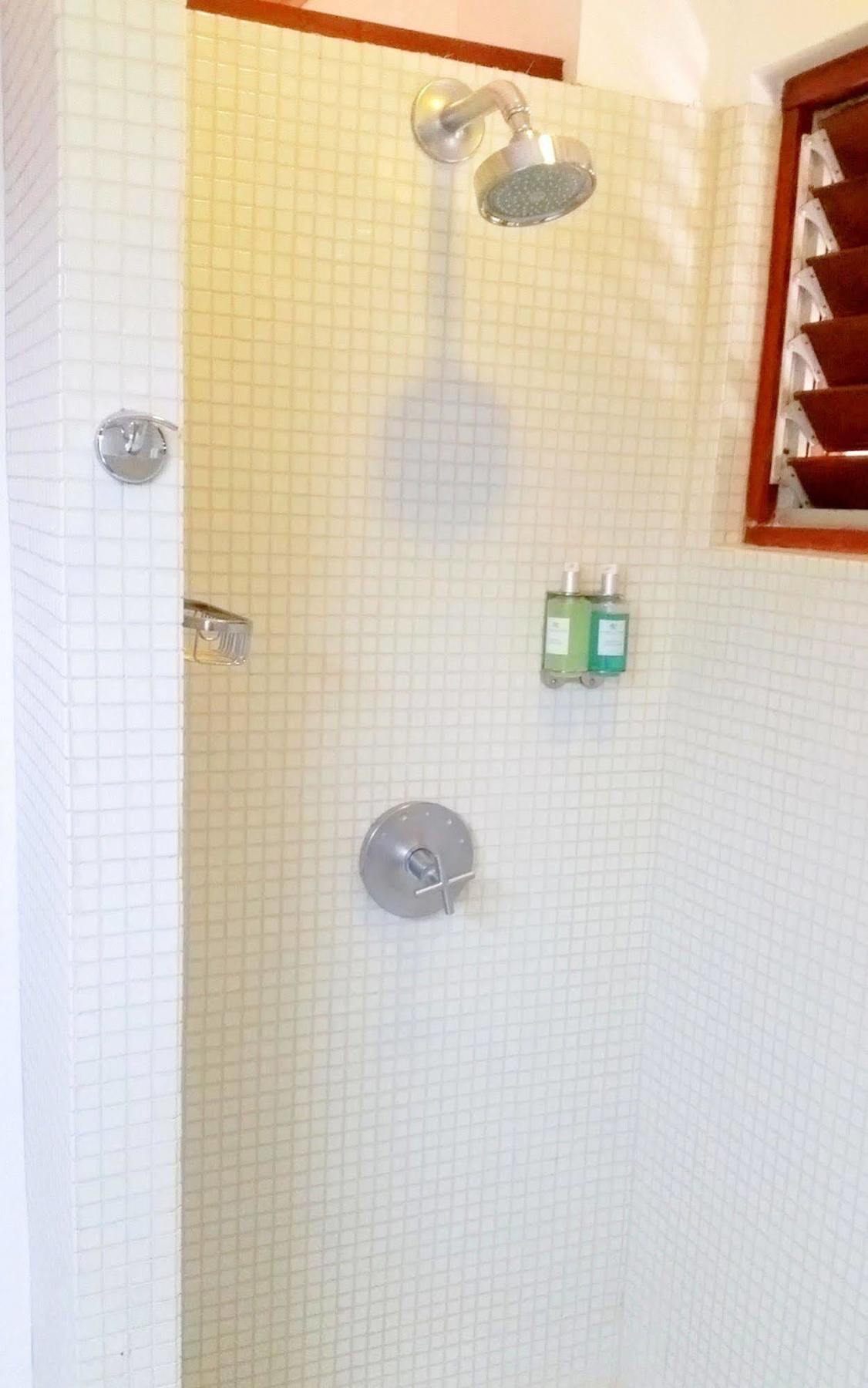 Idle Awhile Hotel 3*