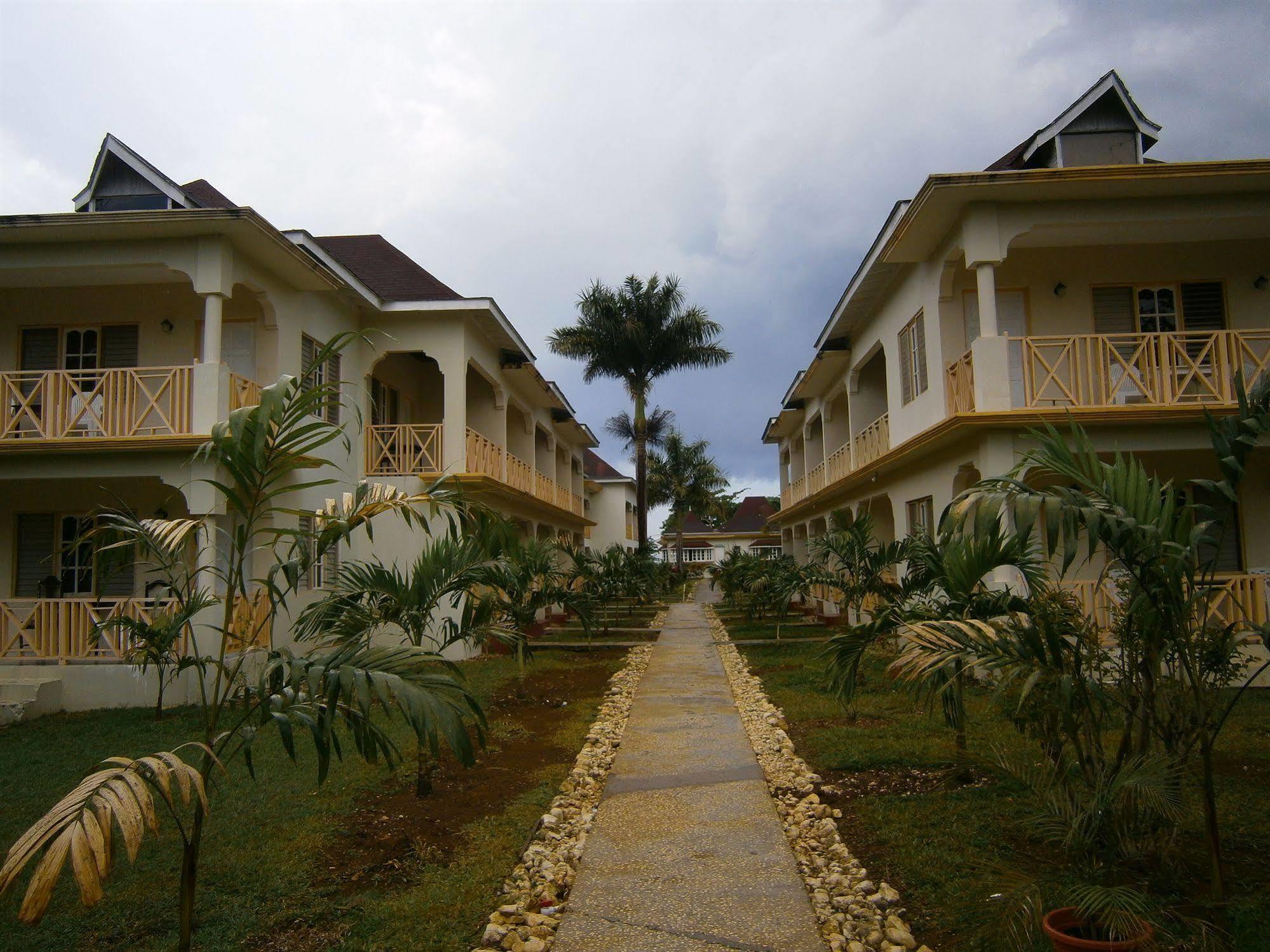 Coral Seas 2* Negril