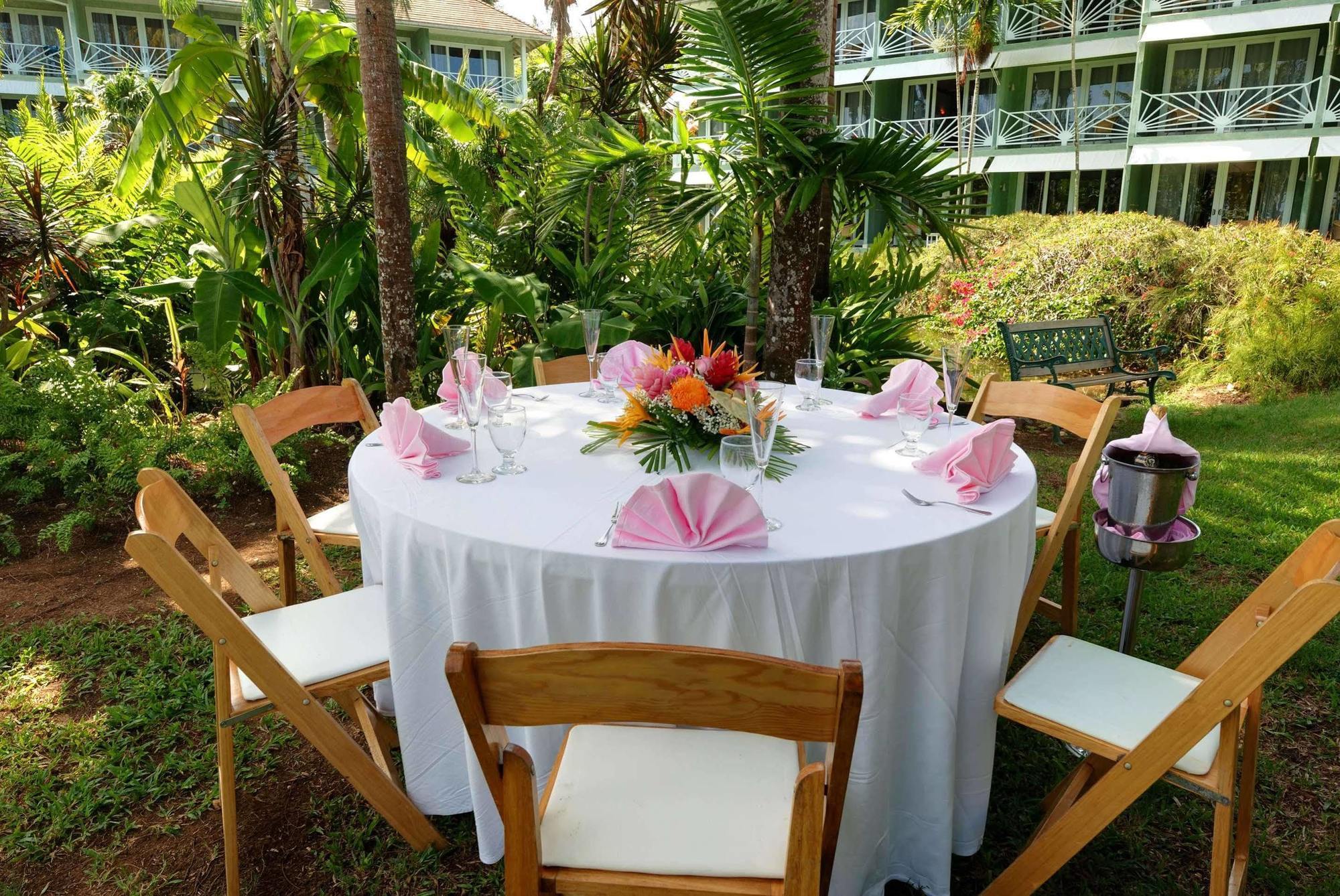 Resort Couples (adults Only)