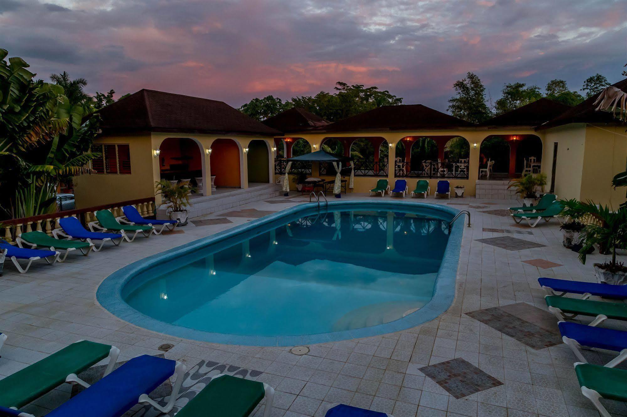 Hotel Pure Garden