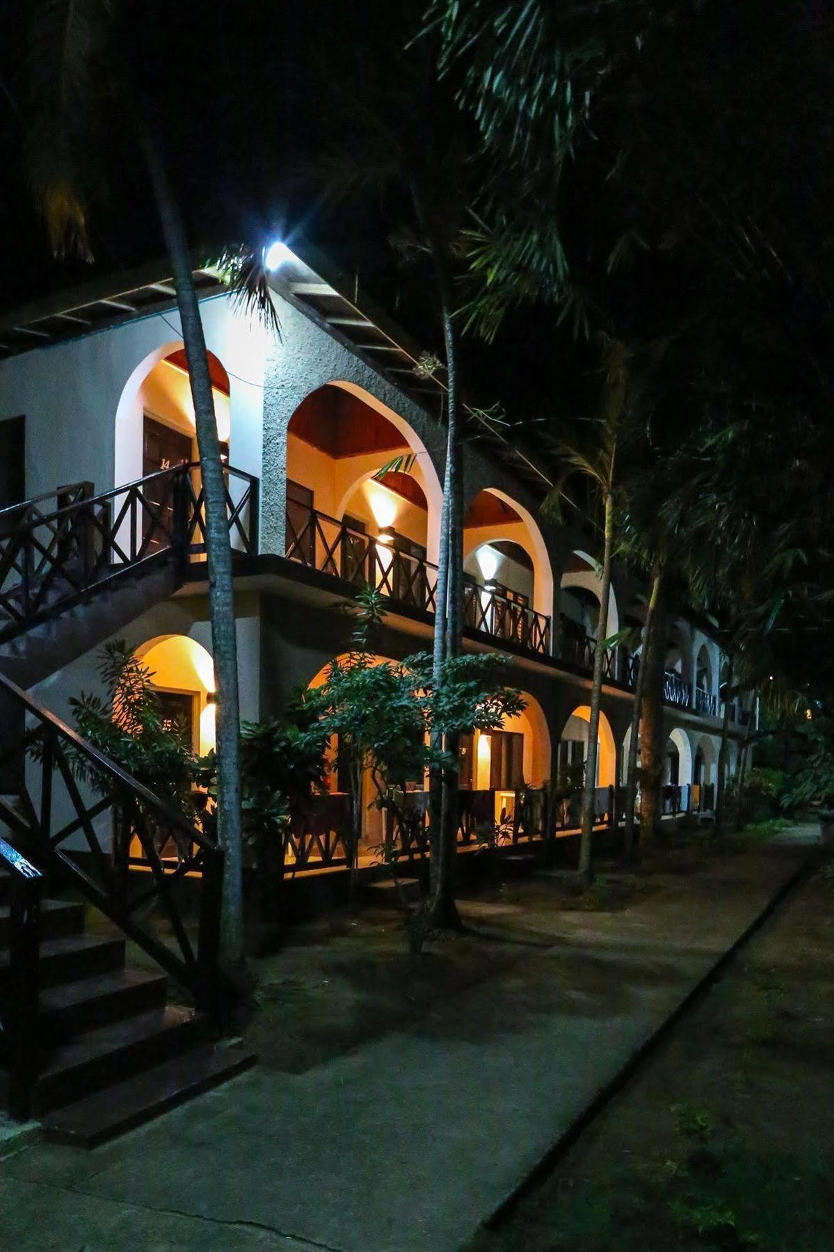 Pure Garden Hotel 3*