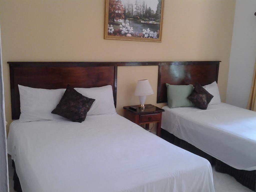 Pure Garden Hotel 3*