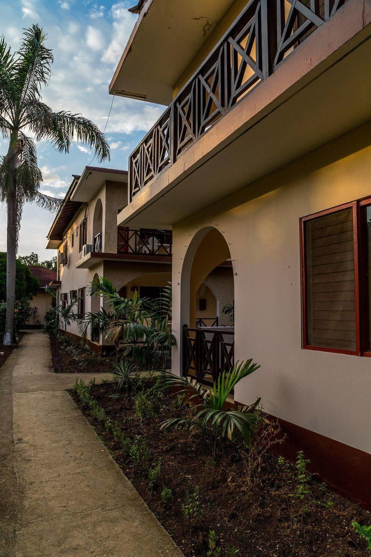 Pure Garden Hotel