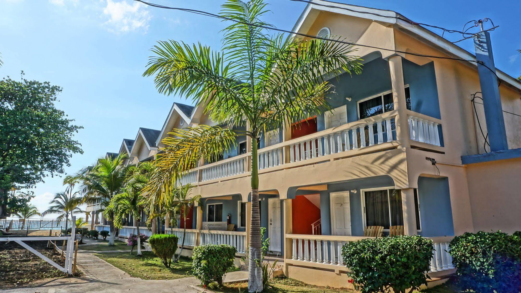 Hotel Tamboo 4*