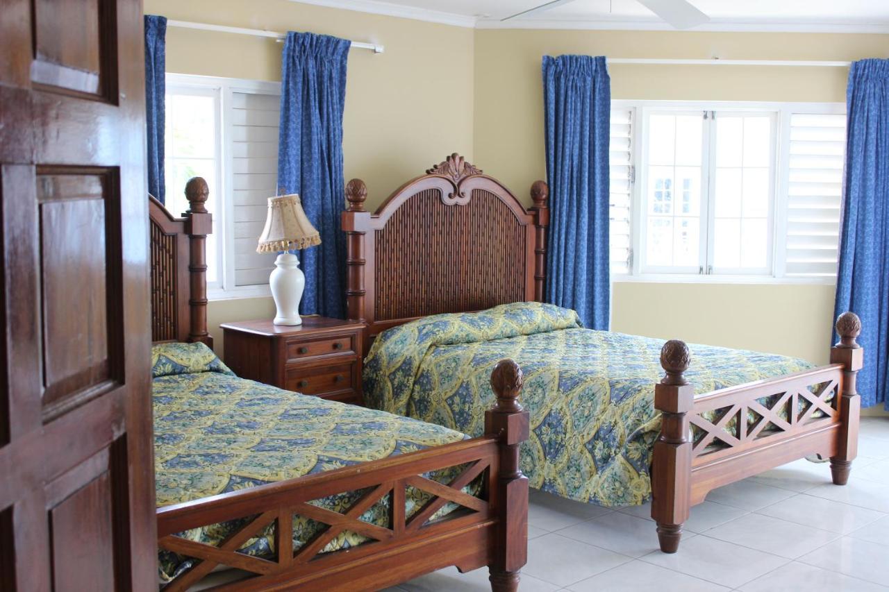 Beachcomber Club Resort