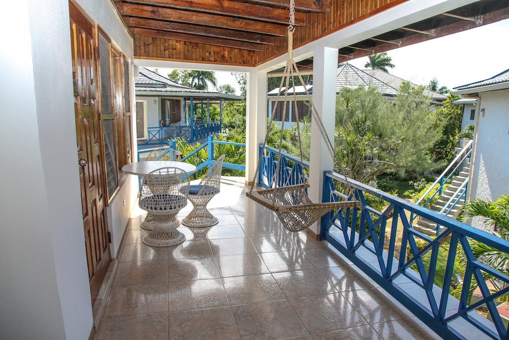Treehouse 3* Negril
