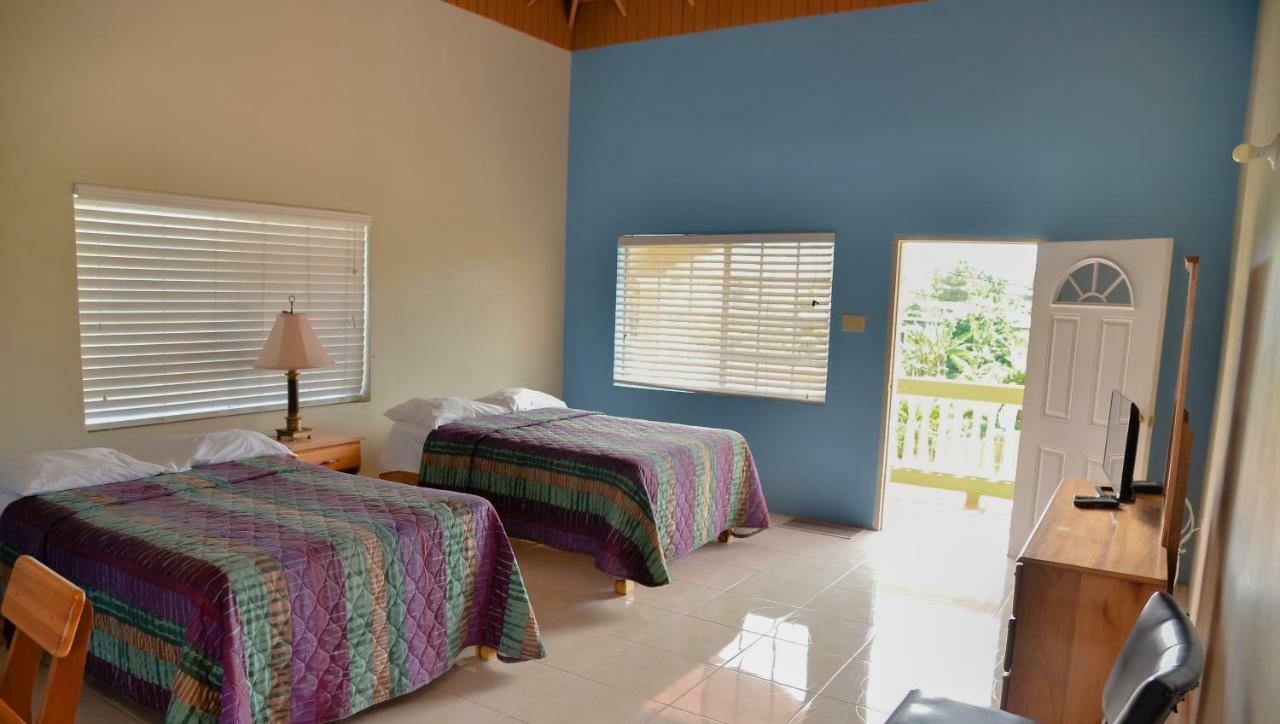 Sea View Apartment *