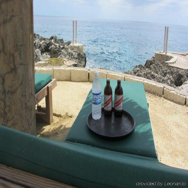 Hotel Escape And Negril