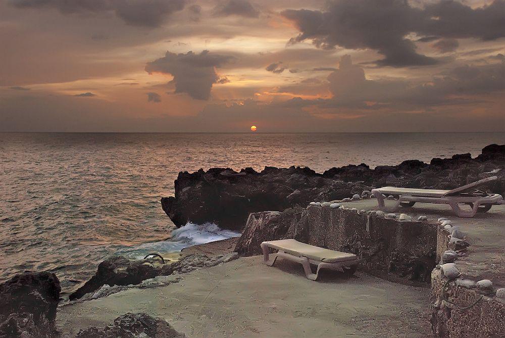 Coral Seas Hotel