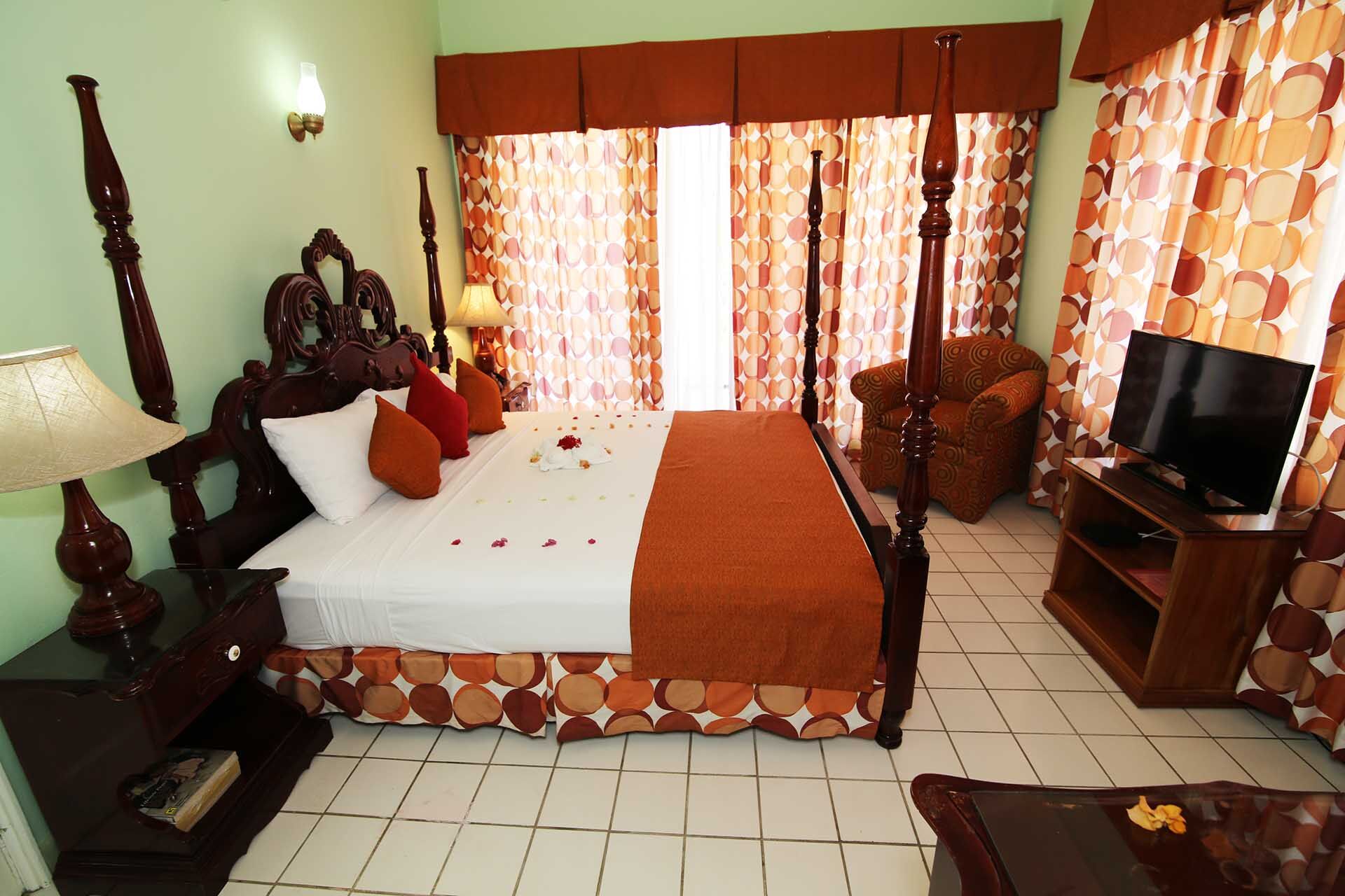 Foote Prints On The Sands Negril