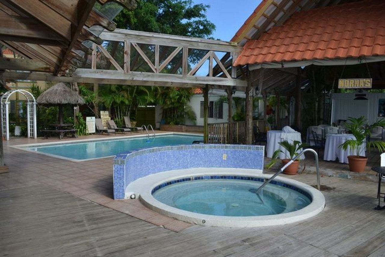 Sea Splash 3*