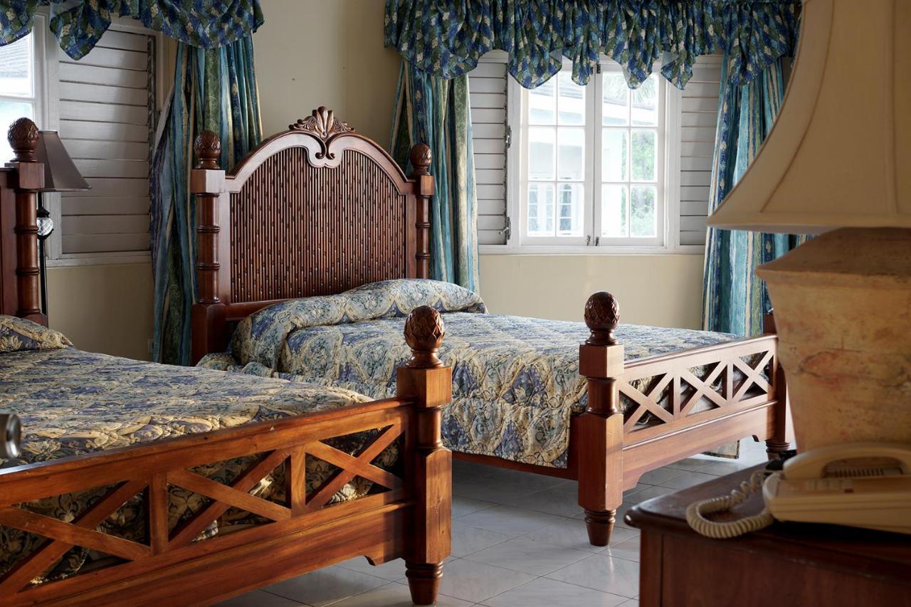 Resort Beachcomber Club 3*