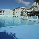 Villa Na Penda-Oasis @ Point Village, Negril