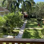 Relax In Jamaica - Enjoy 7 Miles Of White Sand Beach! Villa