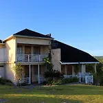 Escape To Parakeethill B&B