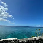 Ocean Breeze House With Pool