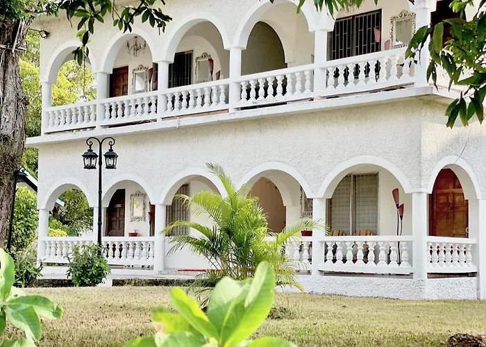 Summerset Resort&Hotel Training School