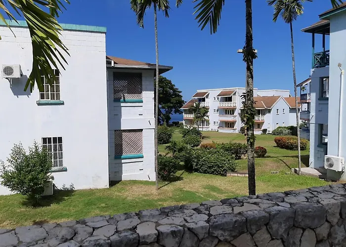 Deluxe Point Village 52