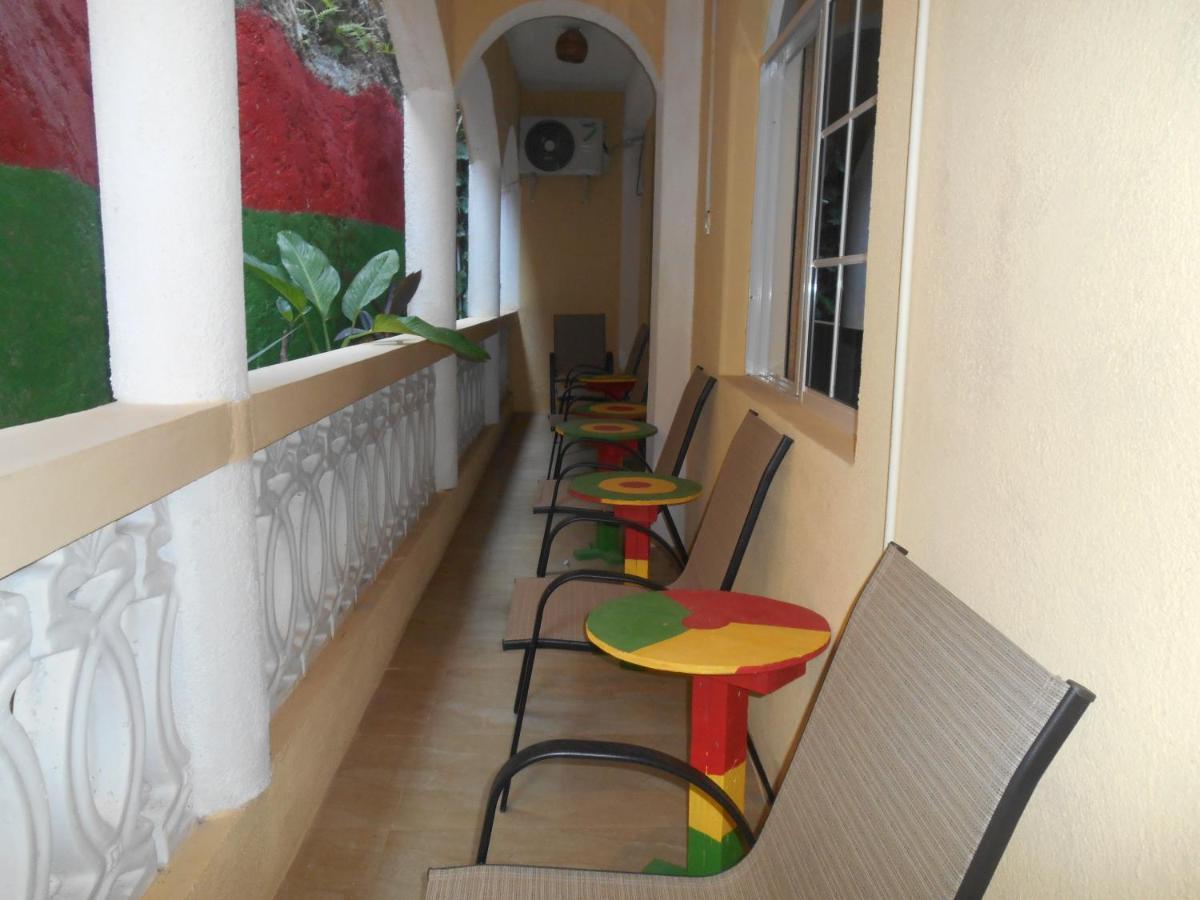 Solet's Paradise Guest house Negril