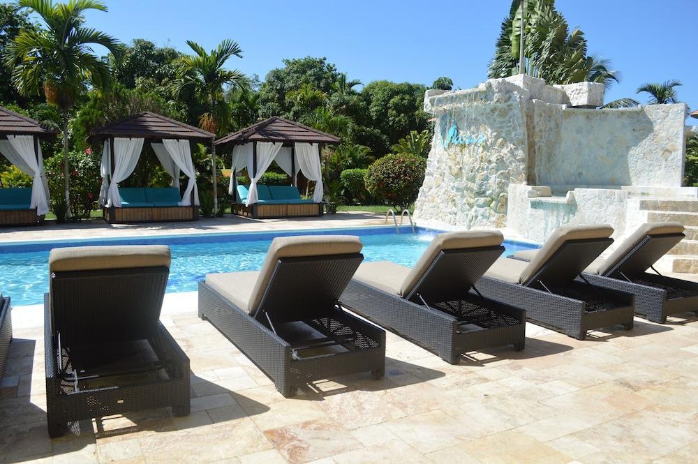 Oasis Negril