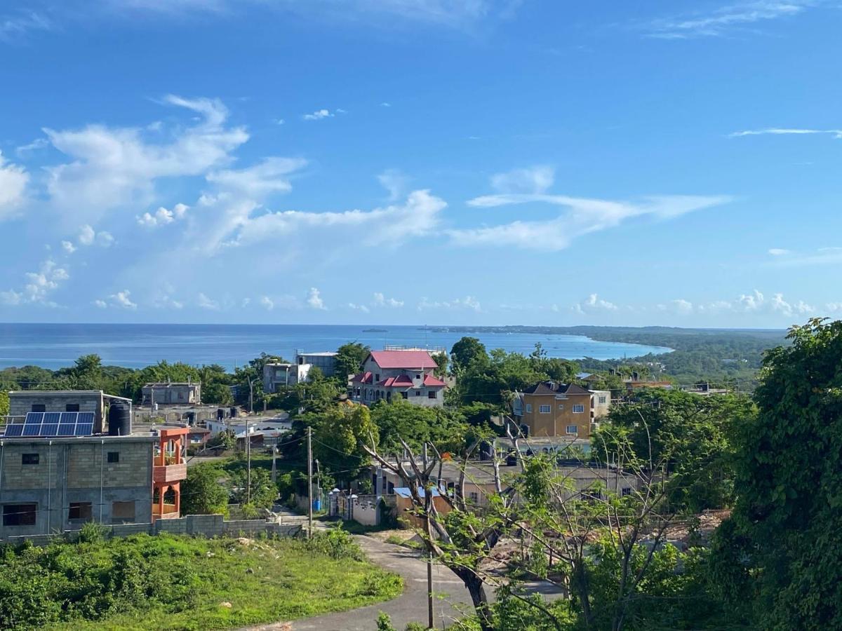 Solet's Paradise Guest house Negril