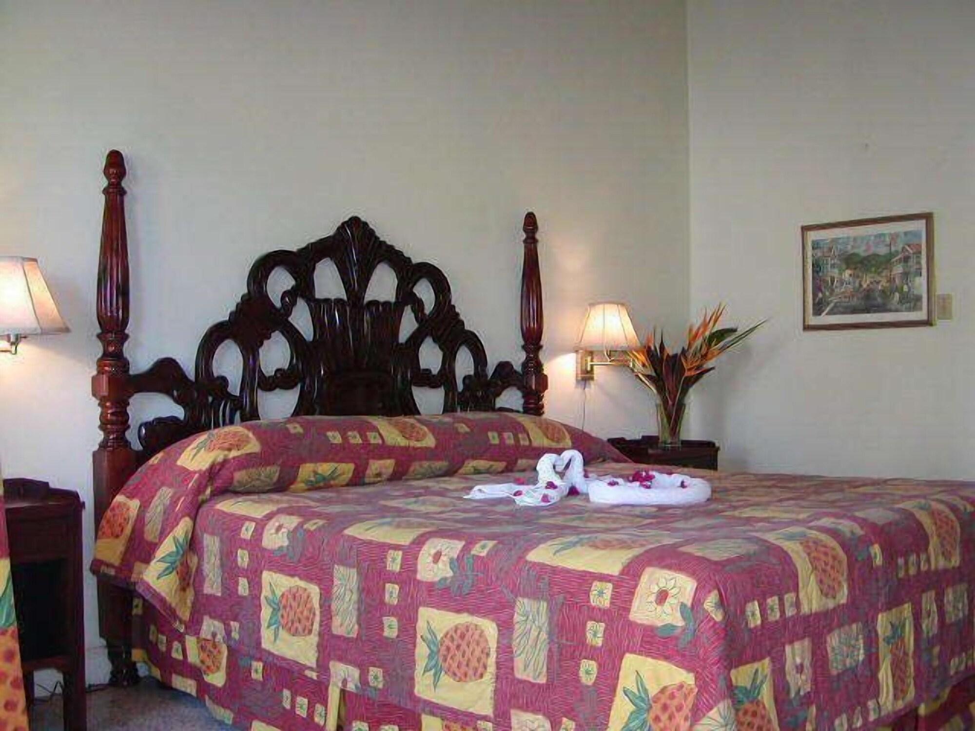 Hotel Bar-b-barn