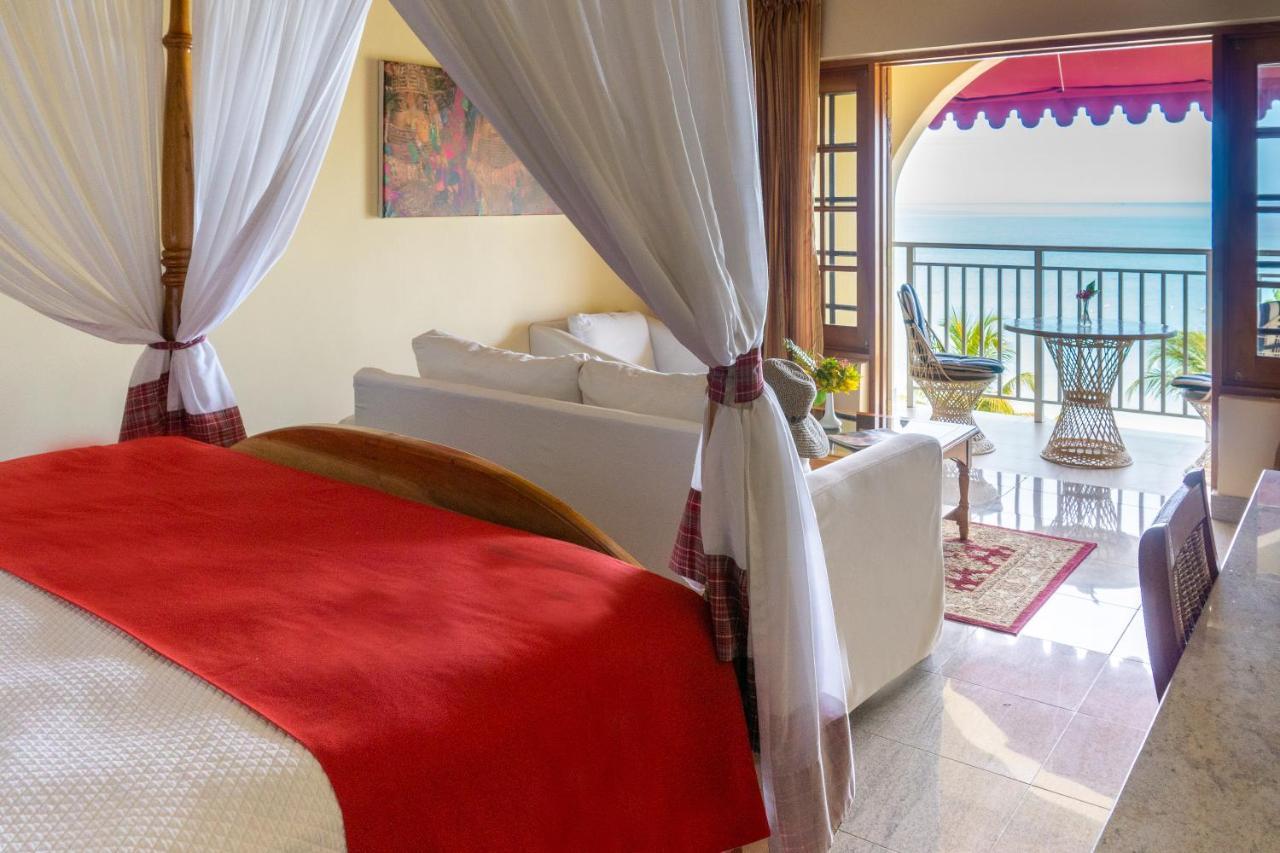 Charela Hotel 4*
