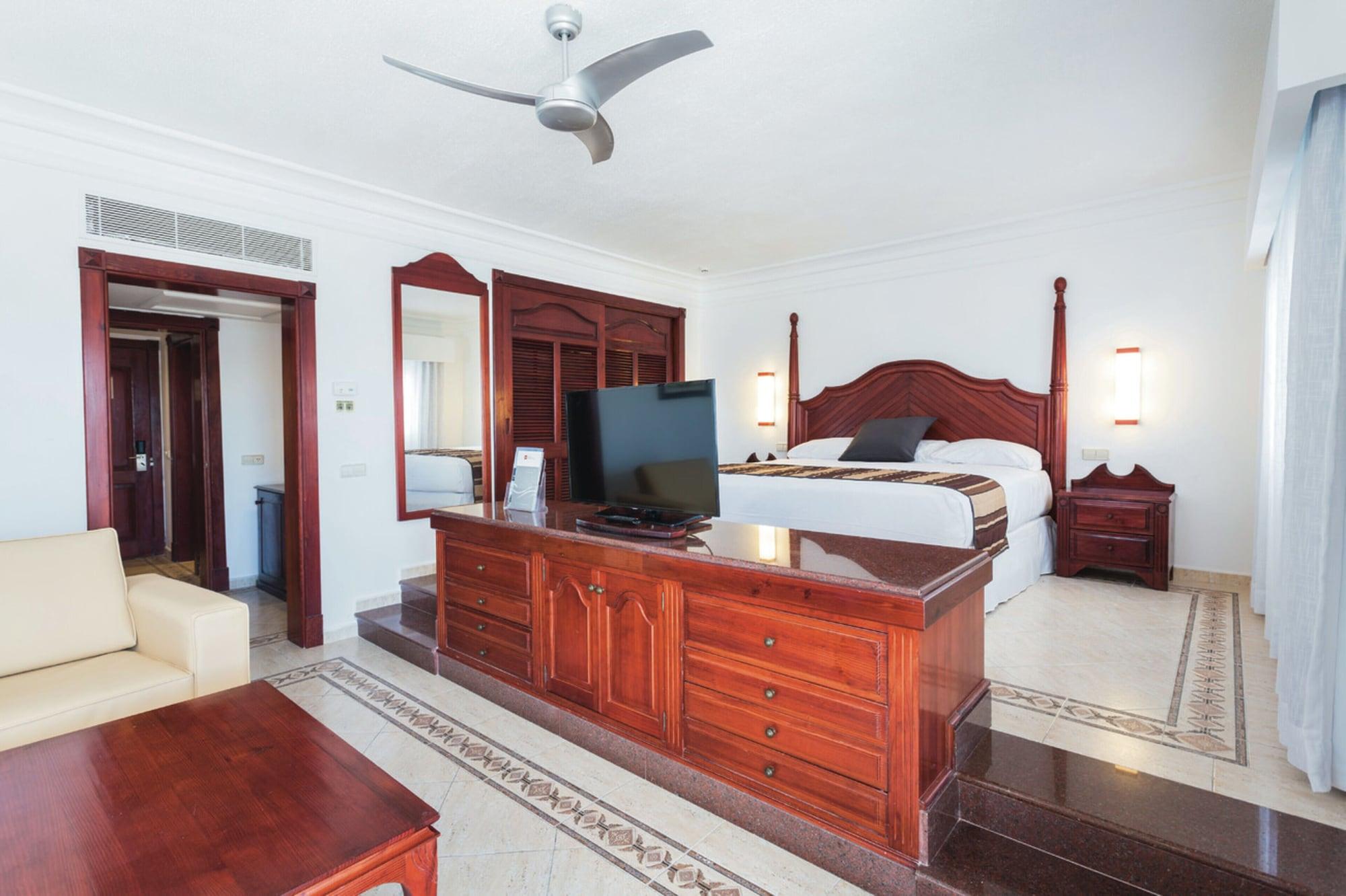 Riu Negril
