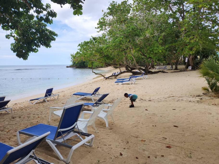 Modern Luxury 2-bedroom 2.5-bathroom Townhouse Negril