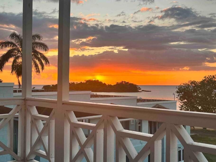 Villa Na Penda-oasis @ Point Village, Negril
