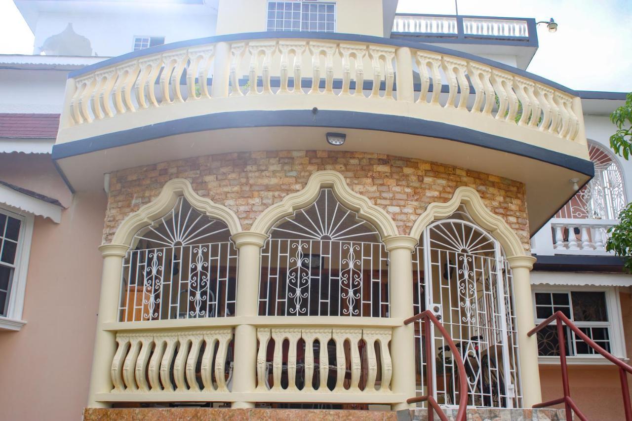 Van Villa Guesthouse Guest house
