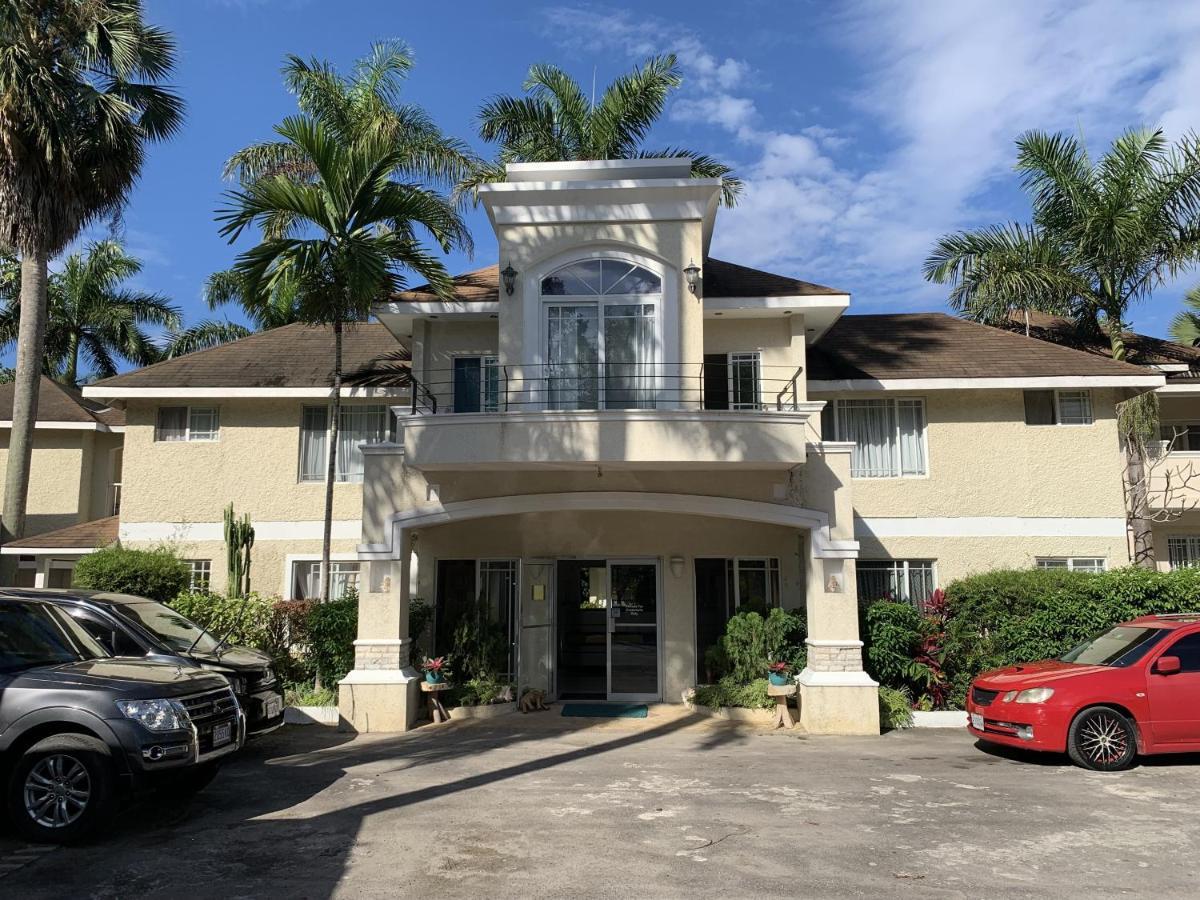 Family Comfort In Jamaica - Enjoy 7 Miles Of White Beach! Villa *