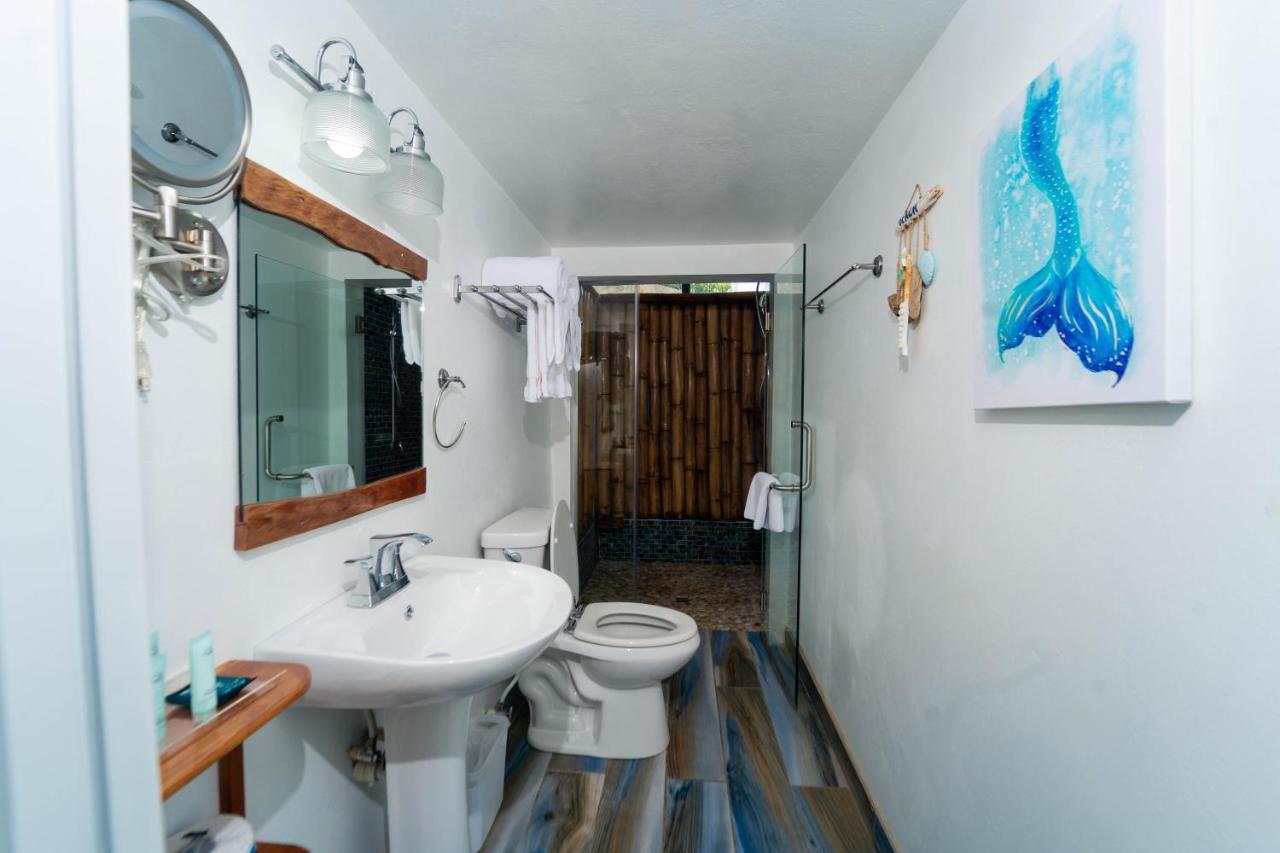 Blue Skies Hotel 4*
