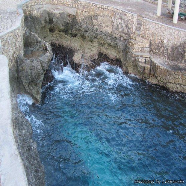 Escape And Hotel Negril