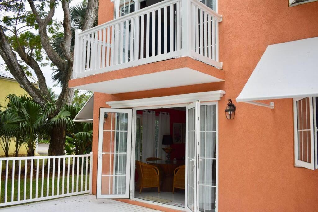 Irie Vibes By The Apartment Negril