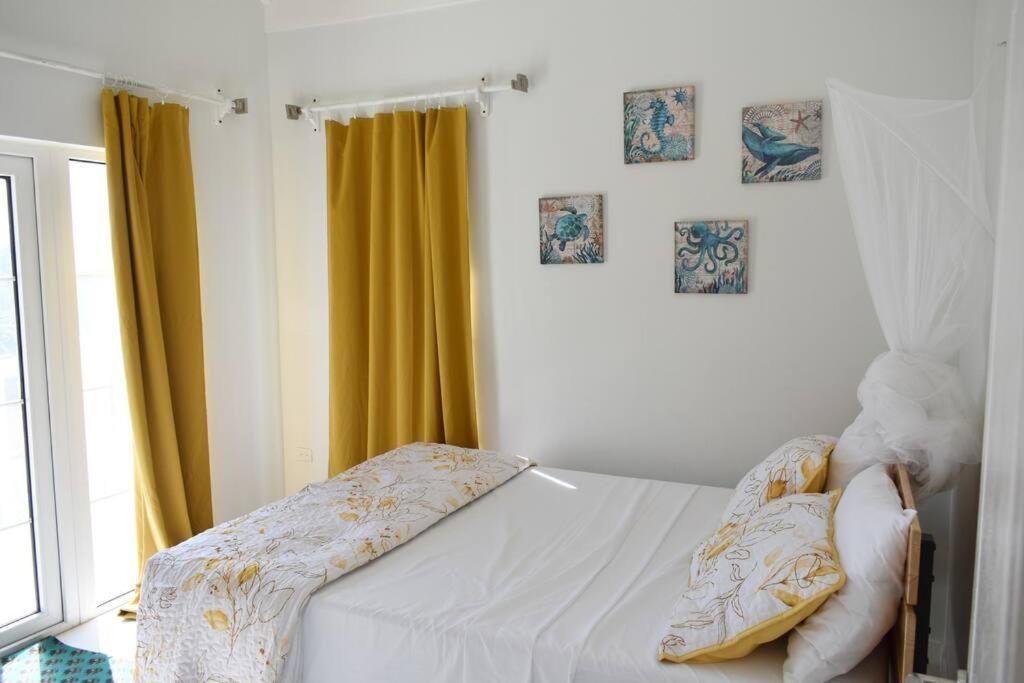 Irie Vibes Ocean View Holiday home *