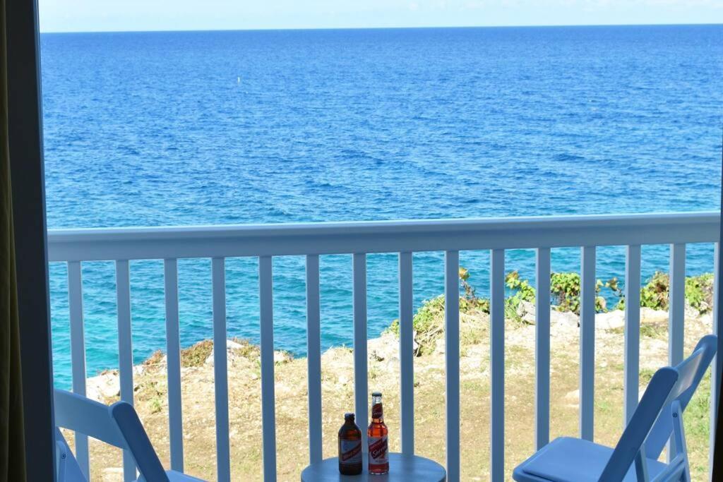 Irie Vibes Ocean View Holiday home