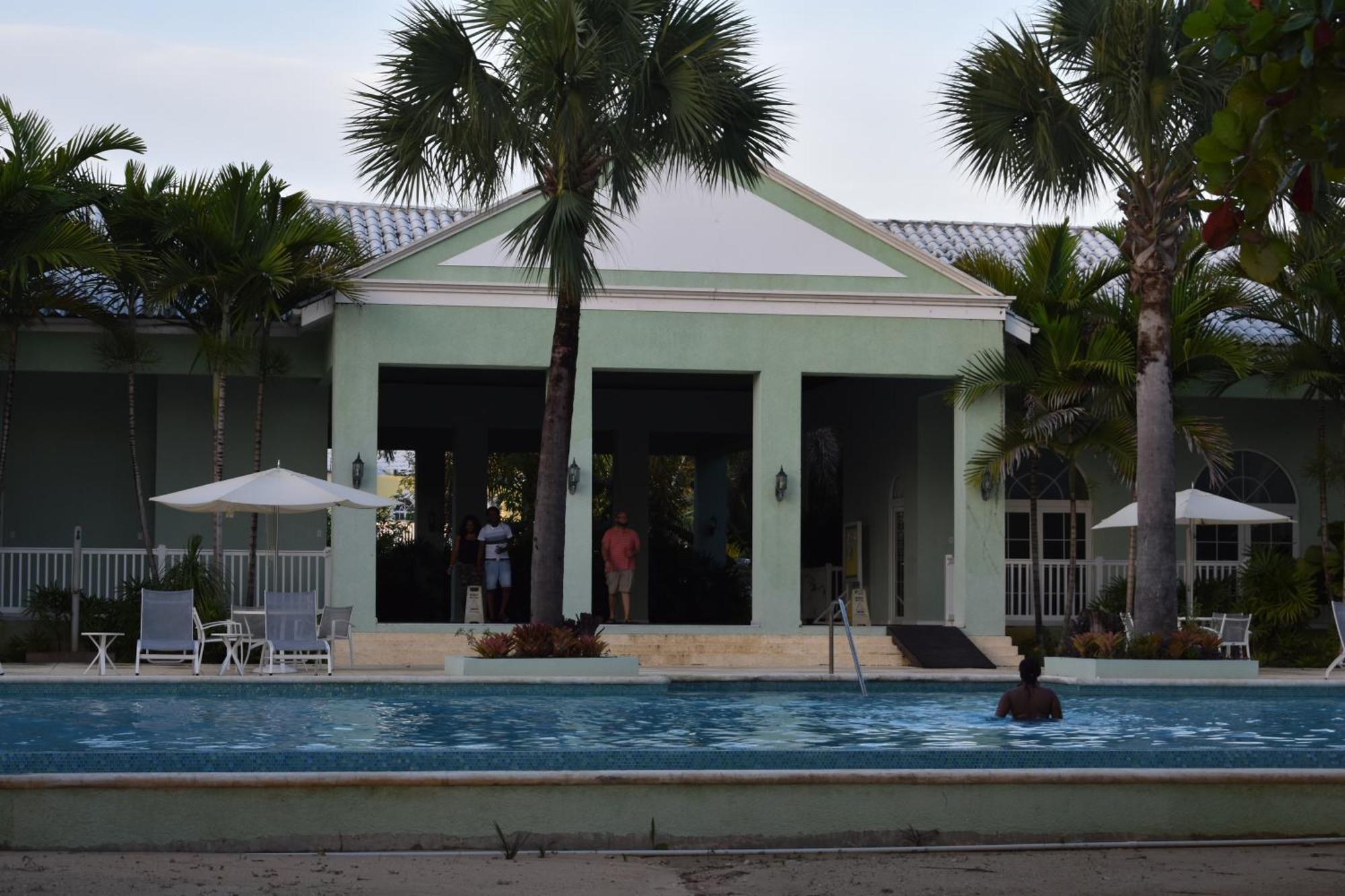 Irie Vibes Ocean View Holiday home