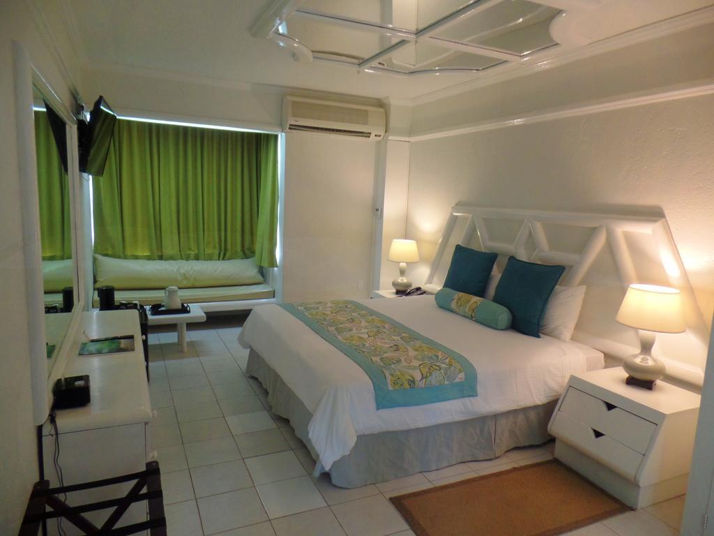 Hedonism Ii (adults Only) 4*