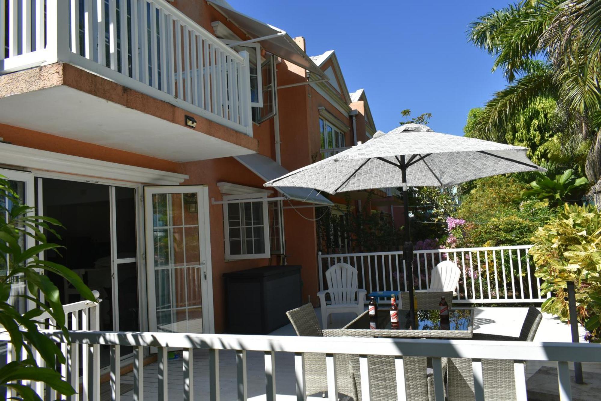 Irie Vibes By The Apartment Negril