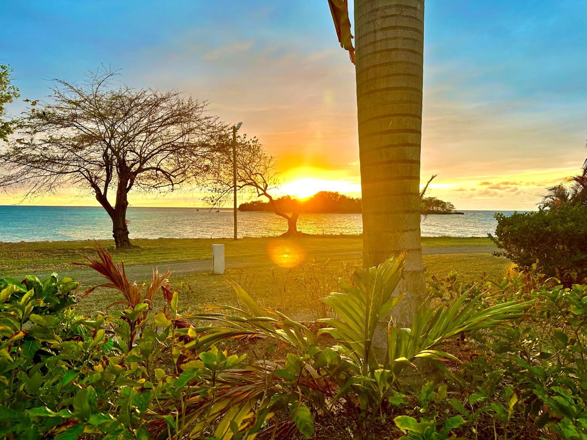 Apartment Casa Mire-lee, Seaside Serenity At 7 Miles Beach, Point Village Negril