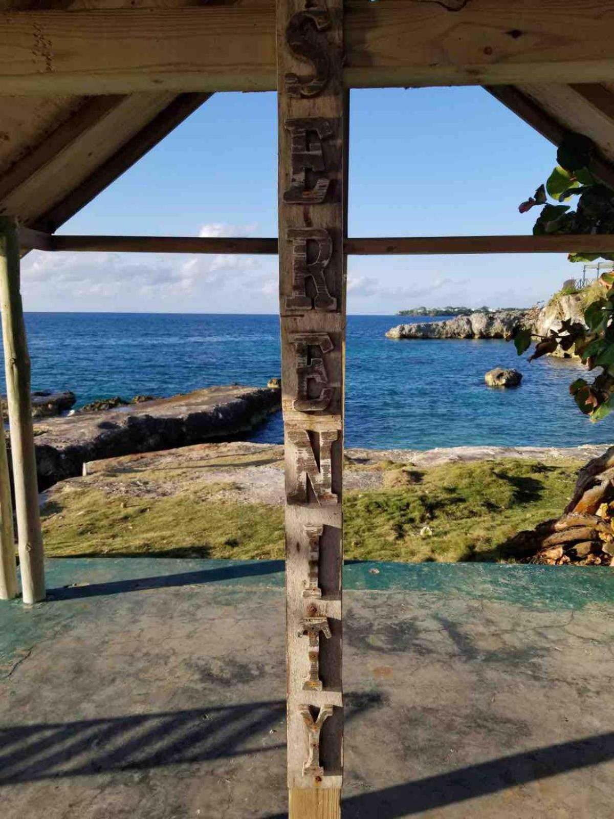 Endless Ocean Escape -private Balcony