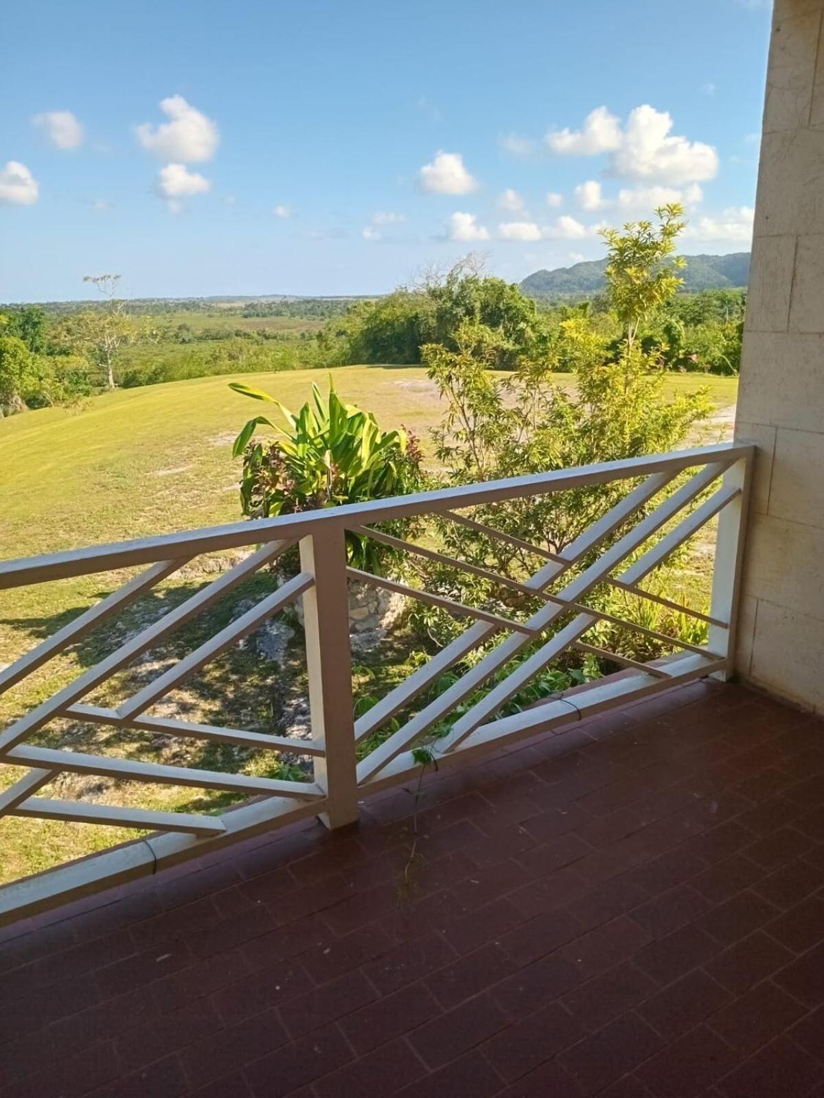 Escape To Parakeethill Villa