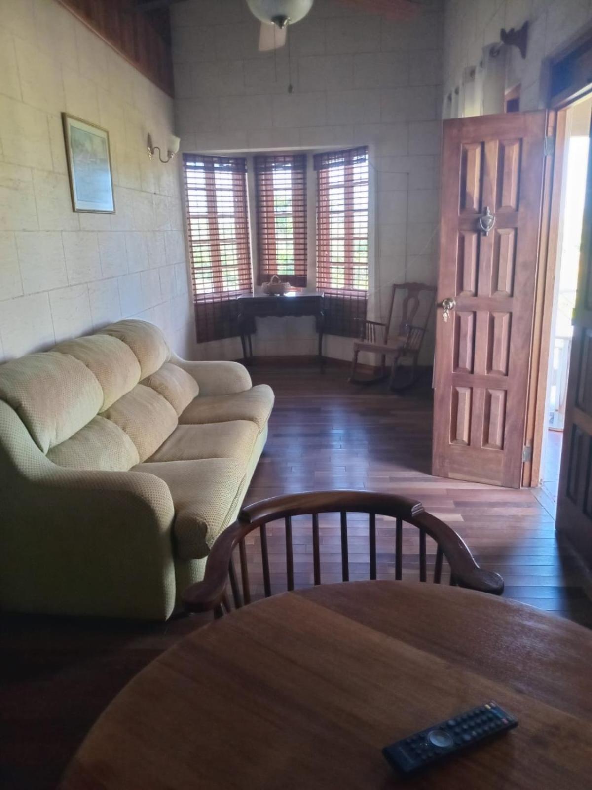 Escape To Parakeethill Villa *
