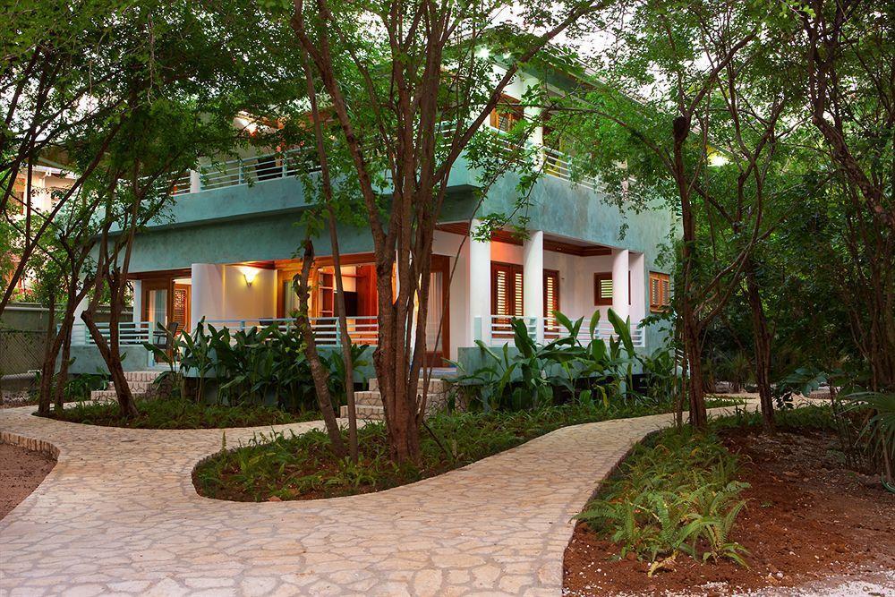 Hotel Idle Awhile Cliffs