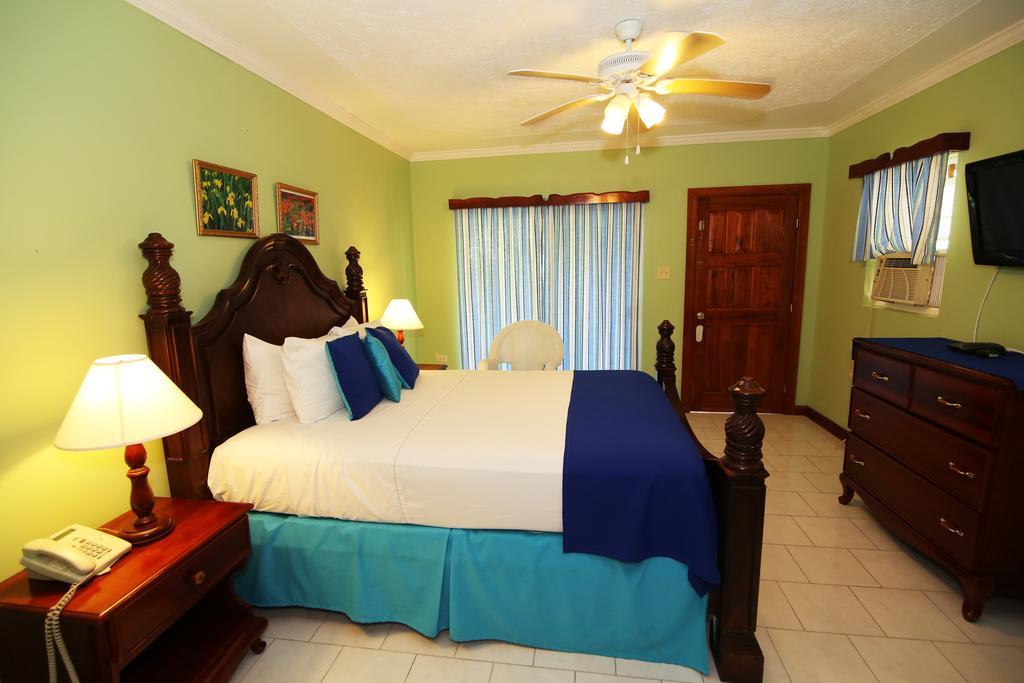 Rayon Hotel Negril