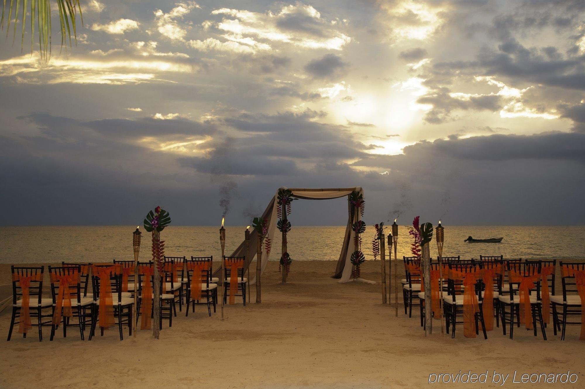 Sandy Haven (adults Only)