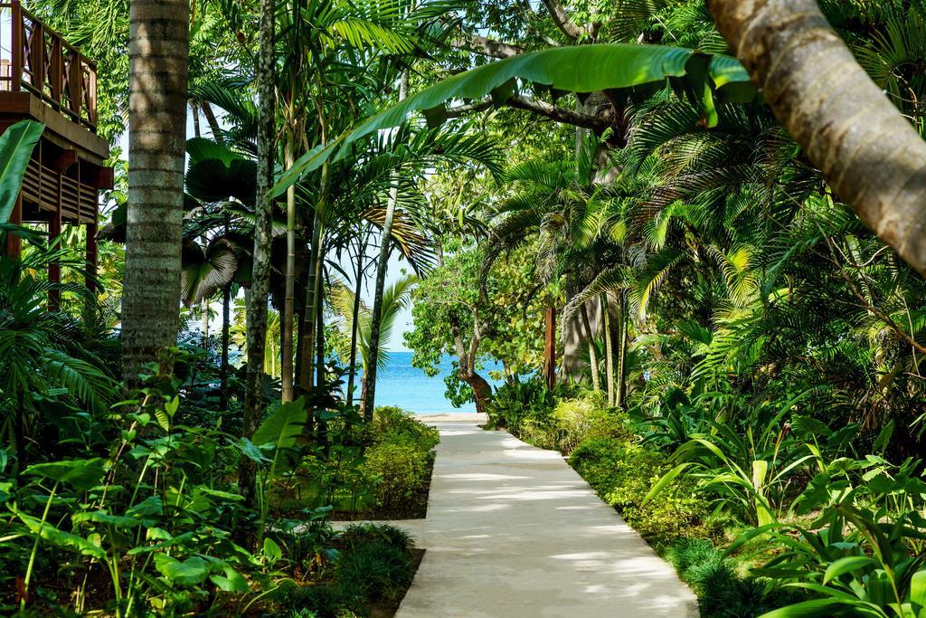 Idle Awhile Resort 5*